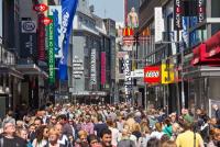Imagine atasata: Fußgängerzone_Hohe_Straße_Köln-8560.jpg